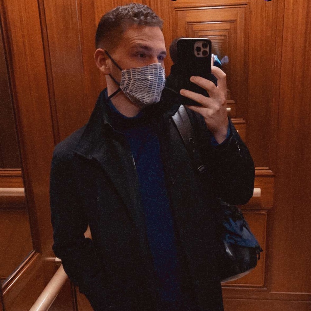 Meet your Posher, Jason